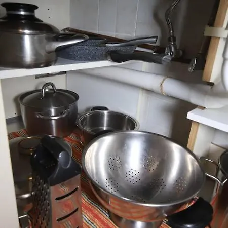 A Cozy Modern 4 Minutes Walk From Metro * Αθήνα