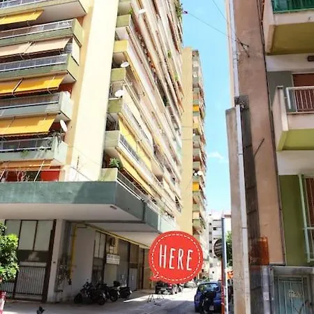 A Cozy Modern 4 Minutes Walk From Metro Διαμέρισμα