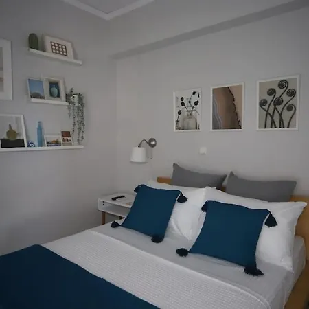 Apartment A Cozy Modern 4 Minutes Walk From Metro *